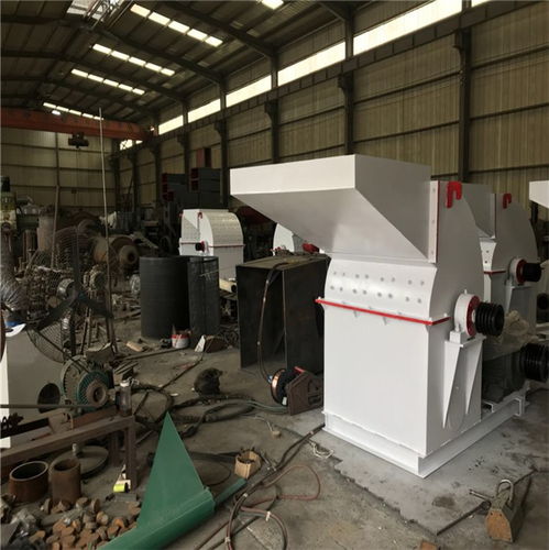 河南小型木粉機(jī)廠家凱興機(jī)械設(shè)備廠 專業(yè)制造，服務(wù)至上
